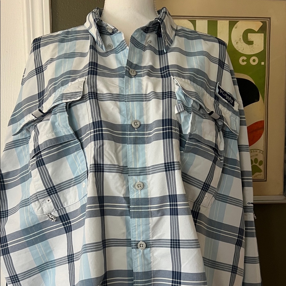 Columbia Performance Fishing Gear Men's Blue Plaid Fishing Shirt